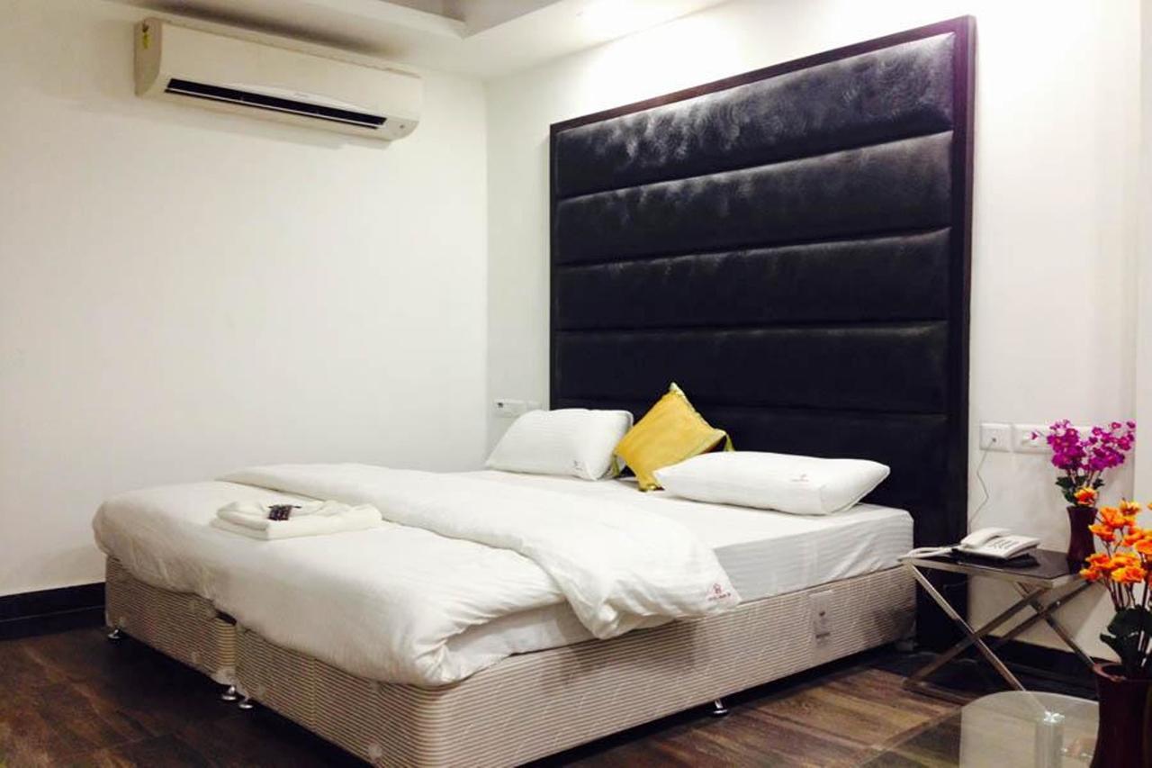 Hotel Saya Deluxe Near New Delhi Railway Station ' Экстерьер фото